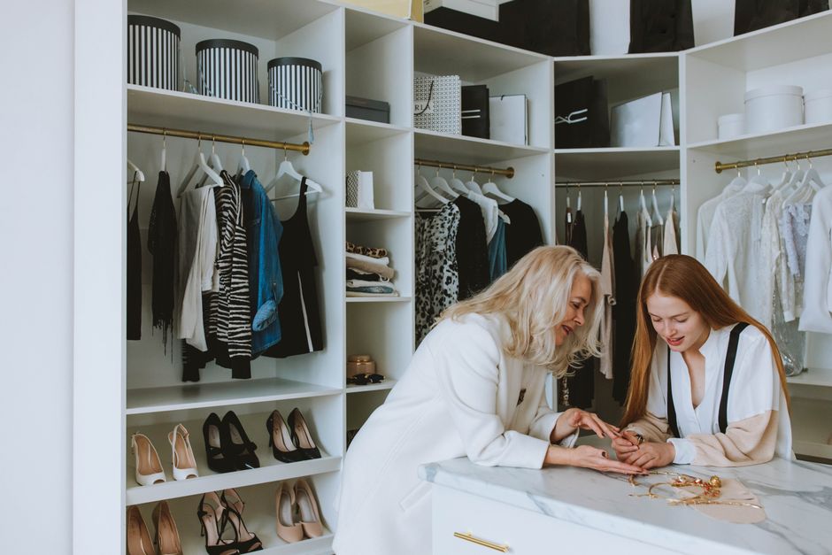 Capsule Wardrobe Women: The Capsule Wardrobe Formula That Actually Saves You Money